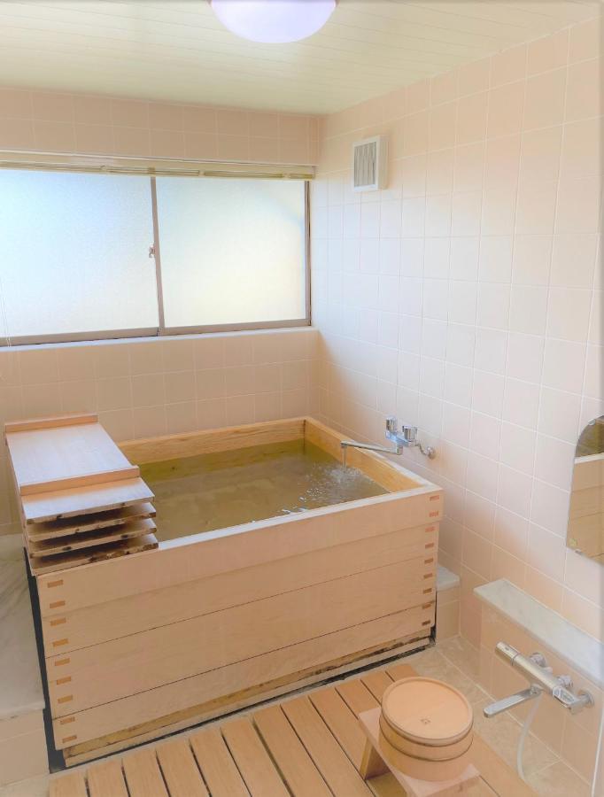 宿屋白金家 Yadoya-Shiroganeya 1日1組限定2名から8名様まで 全館貸切り 伝統的建造物の旅籠宿 Traditional Culture Experience Nagano Buitenkant foto