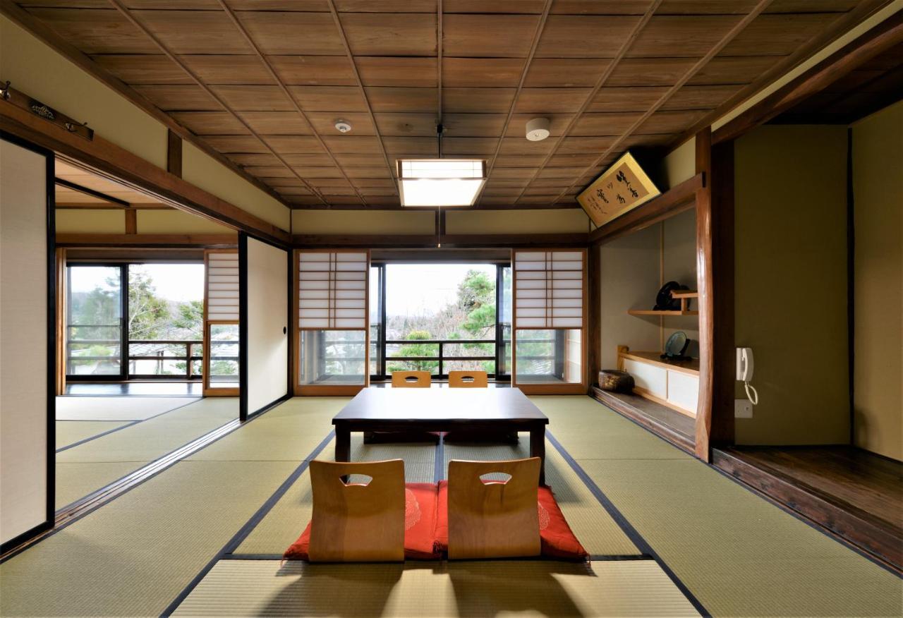 宿屋白金家 Yadoya-Shiroganeya 1日1組限定2名から8名様まで 全館貸切り 伝統的建造物の旅籠宿 Traditional Culture Experience Nagano Buitenkant foto