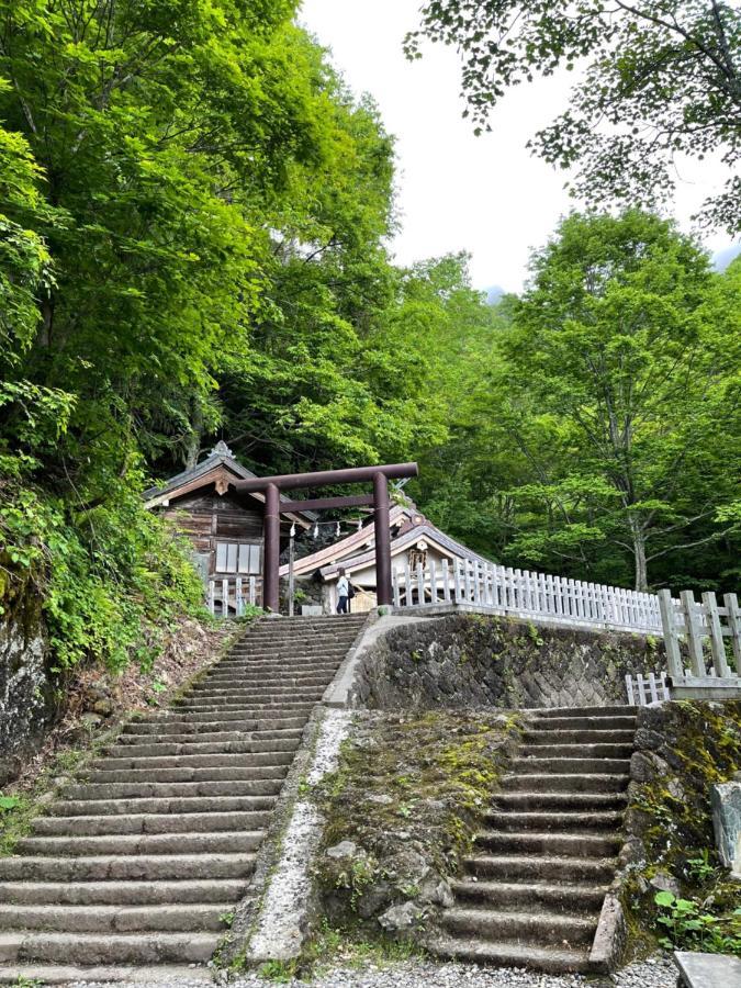 宿屋白金家 Yadoya-Shiroganeya 1日1組限定2名から8名様まで 全館貸切り 伝統的建造物の旅籠宿 Traditional Culture Experience Nagano Buitenkant foto